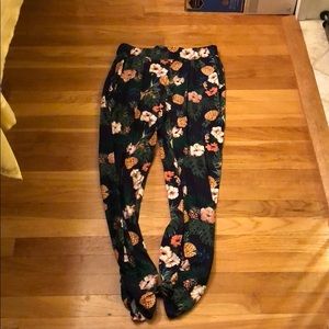 Printed Pants by Hem & Thread